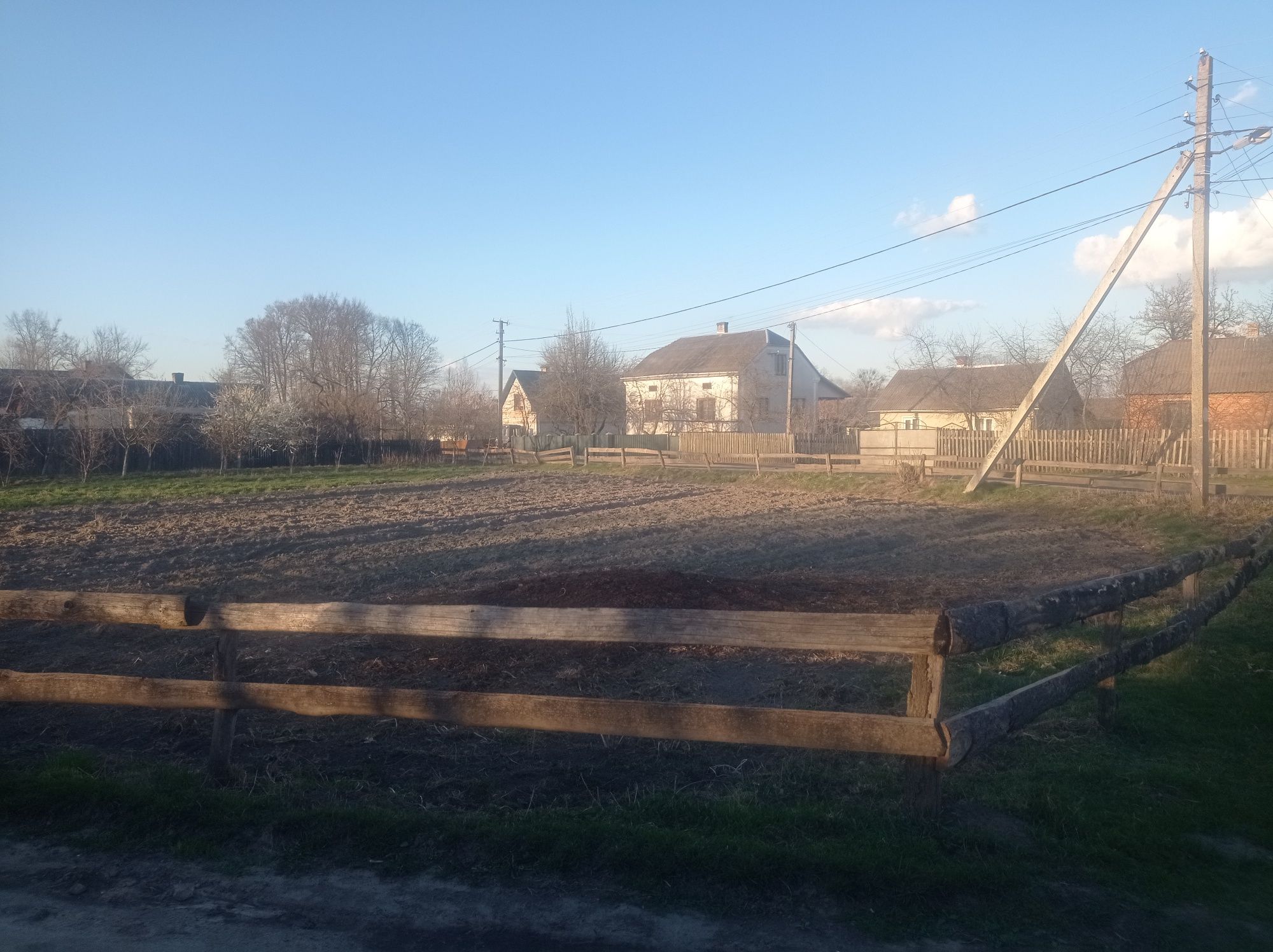 Продаж земельної ділянки, Туринка