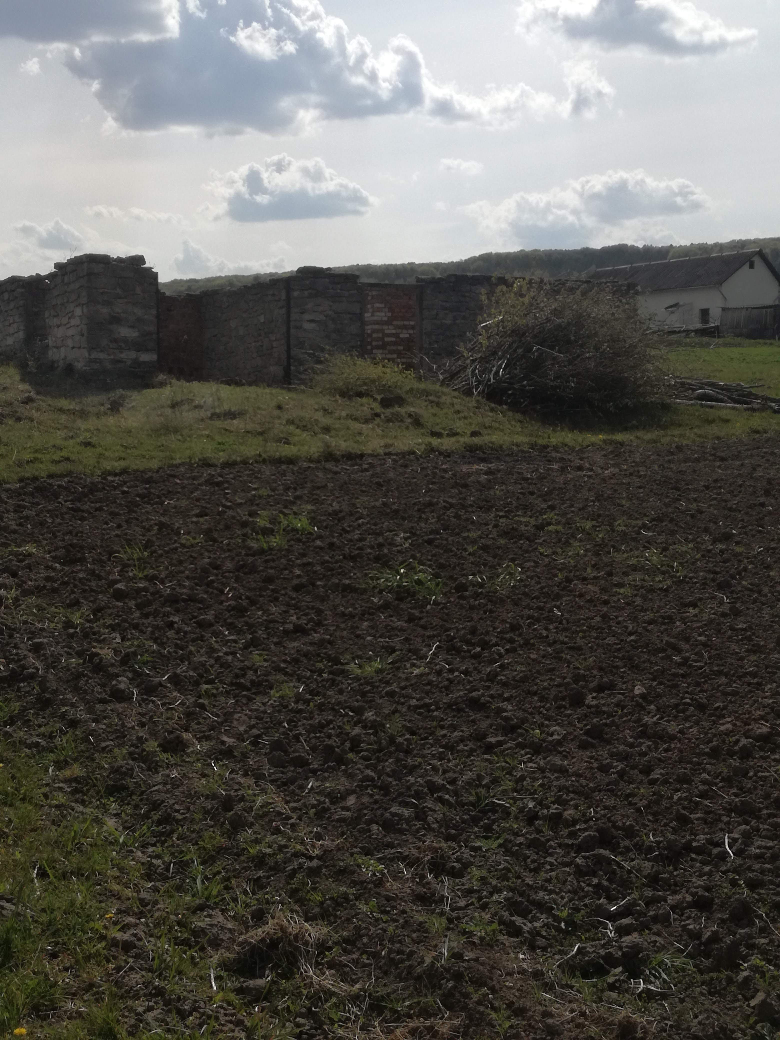 Продаж земельної ділянки, Ушковичі