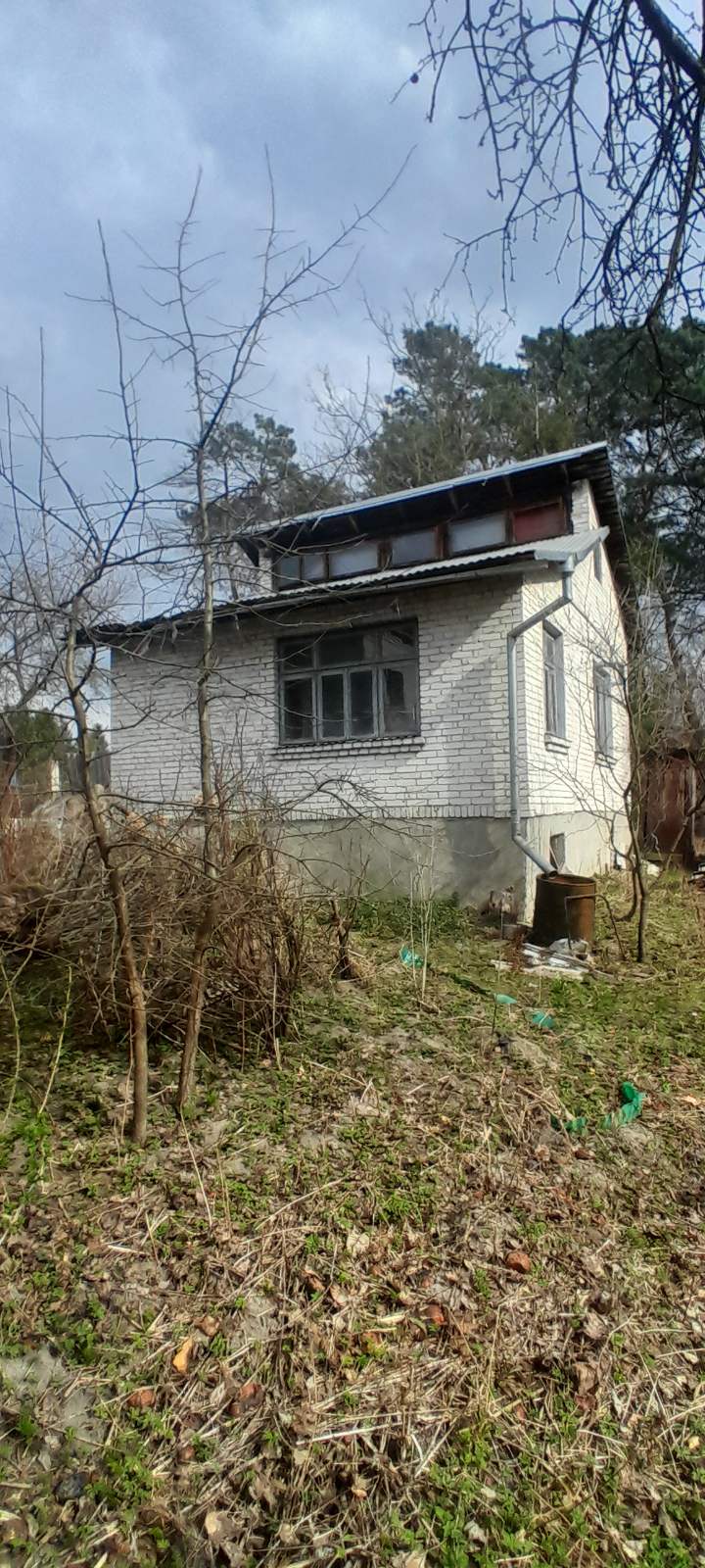 Продаж будинку, Страдч, вул. садова