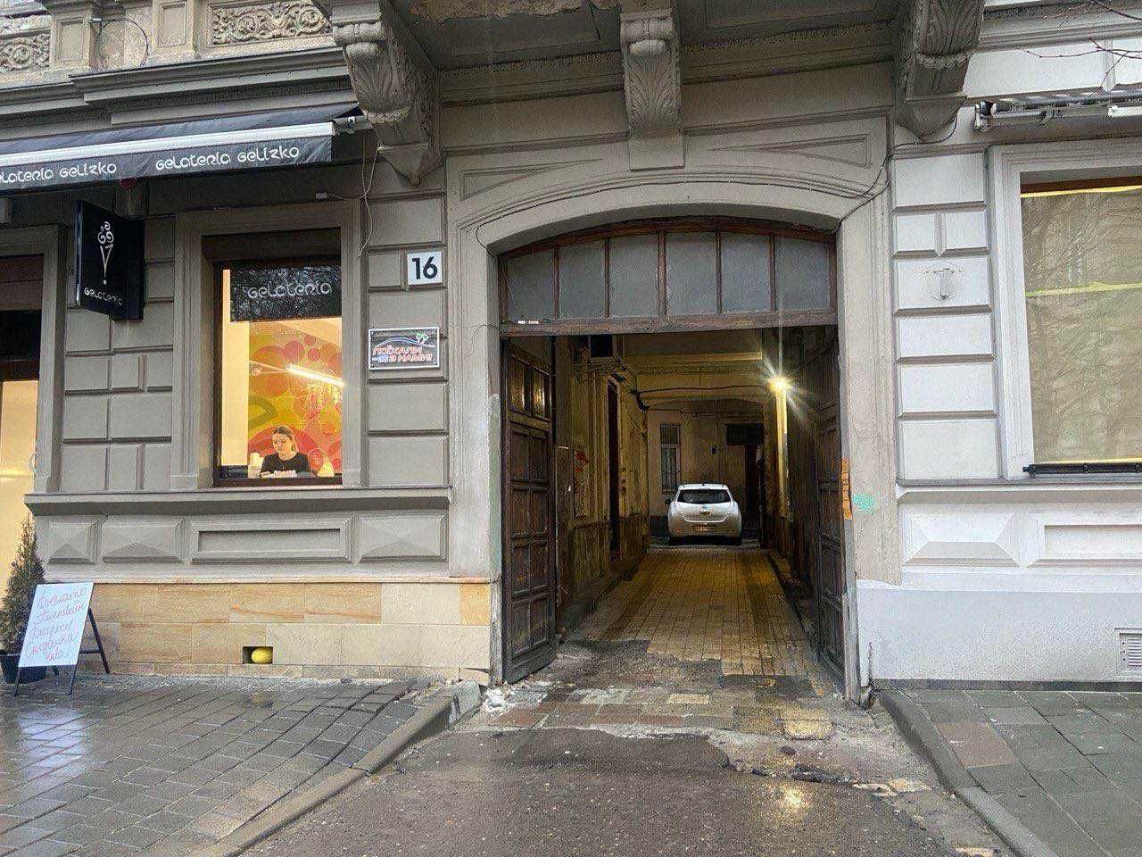 Комерційна нерухомість Львів, вул Словацького фото 2