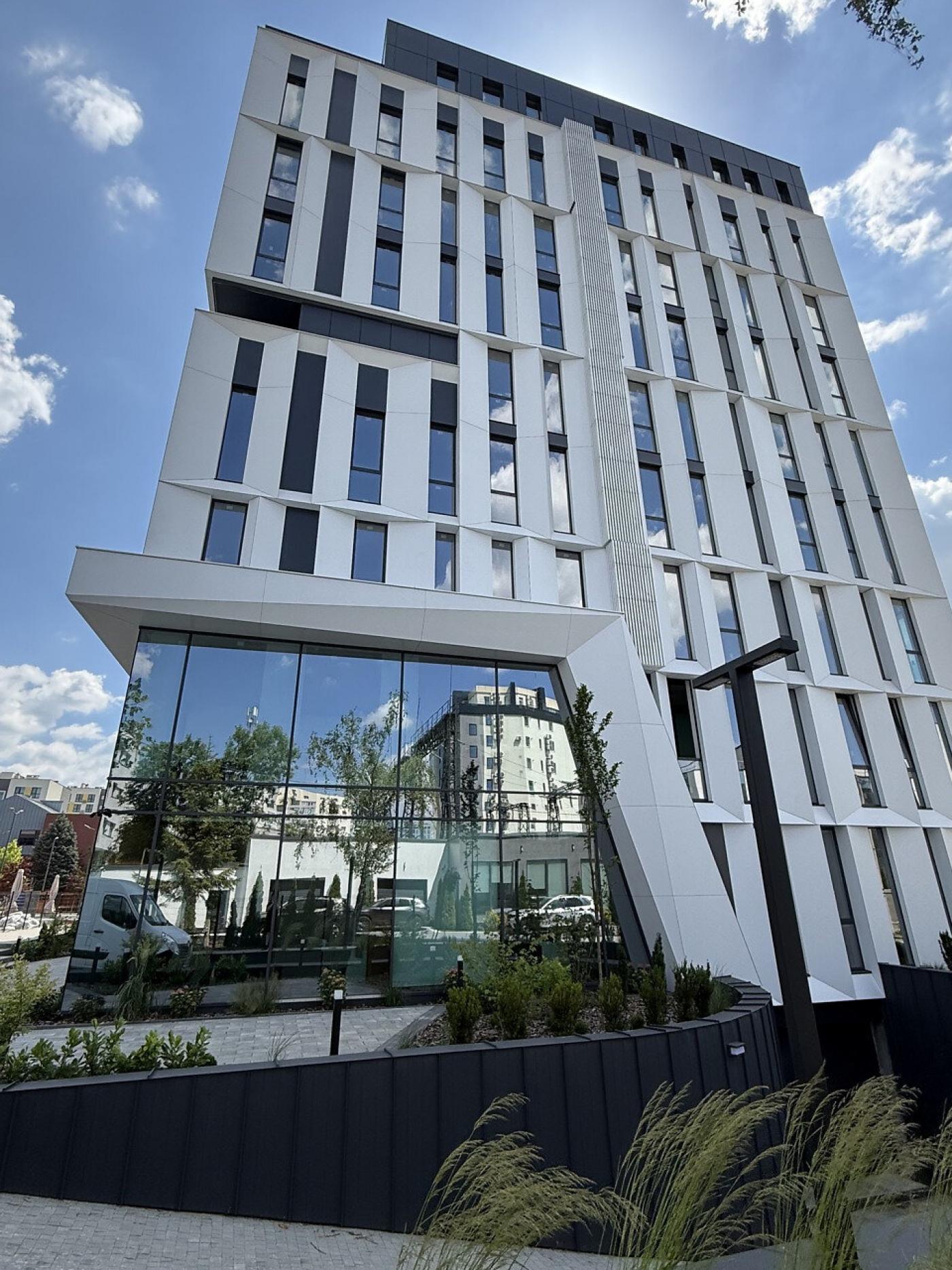 Продаж квартири, Львів, вул. Угорська
