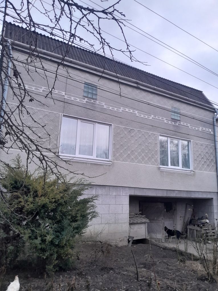 Будинок Пустомити, Заводська фото 4