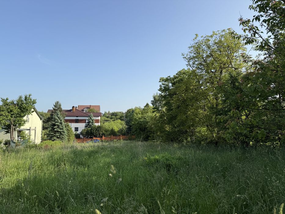 Продаж земельної ділянки, Наварія