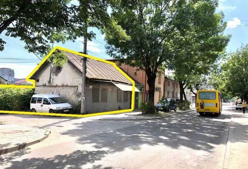 Продаж земельної ділянки, Львів