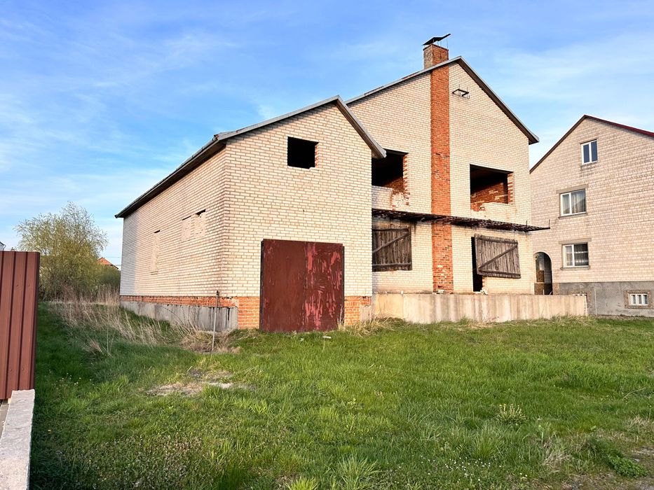 Житлова нерухомість Пустомити, Конституції, 31 фото 4