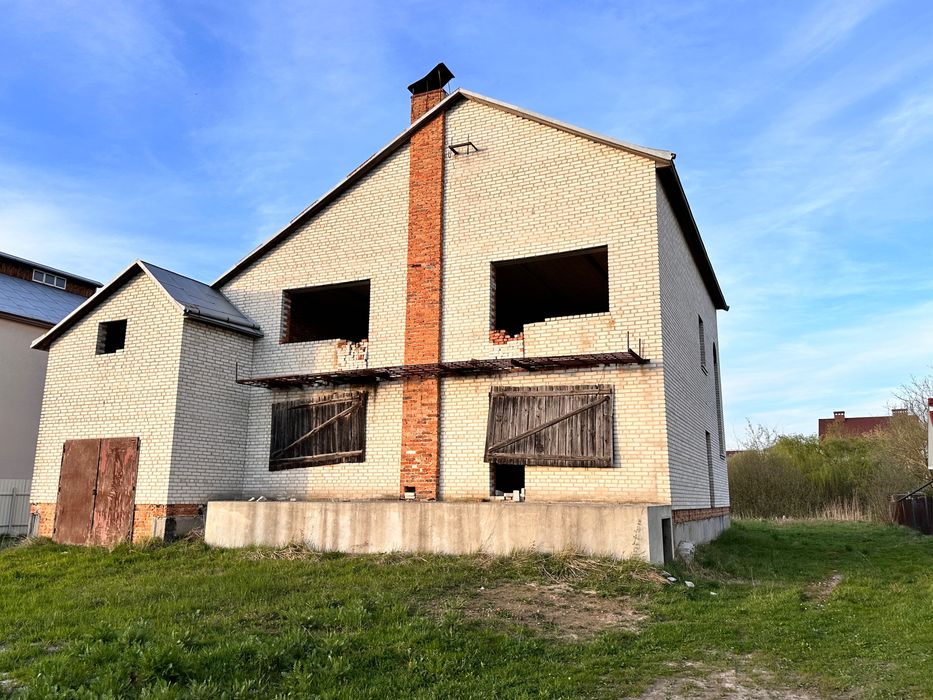 Продаж будинку, Пустомити, вул. Конституції