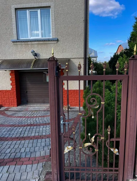 Продаж будинку, Дубляни, вул. Панаса Мирного